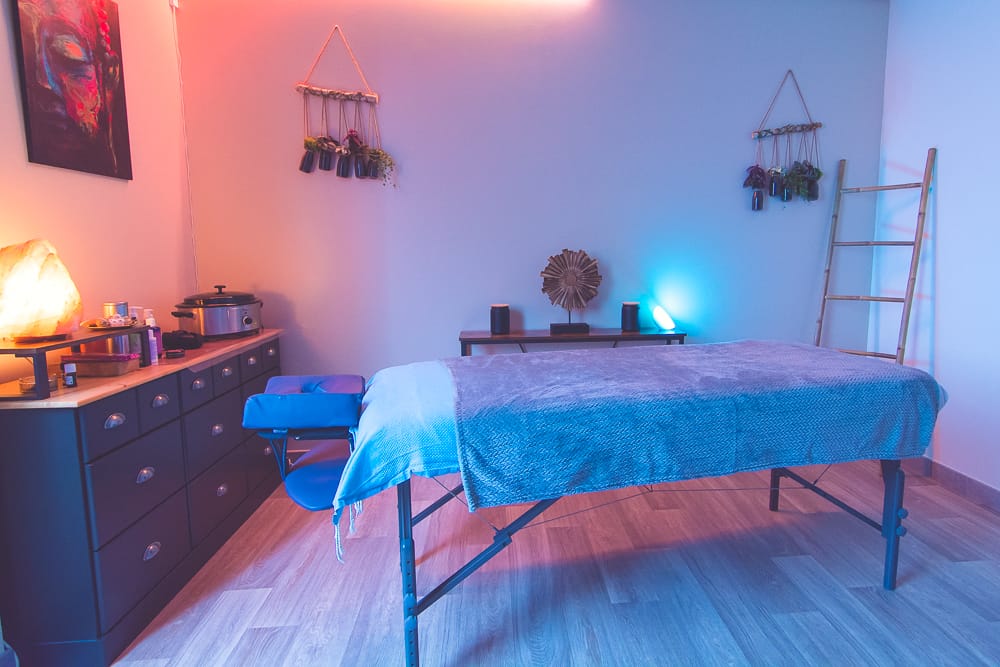Naturoprathie Rendez-vous dans notre salon de massage à Rouen Bois-Guillaume et découvrez nos soins personnalisés.